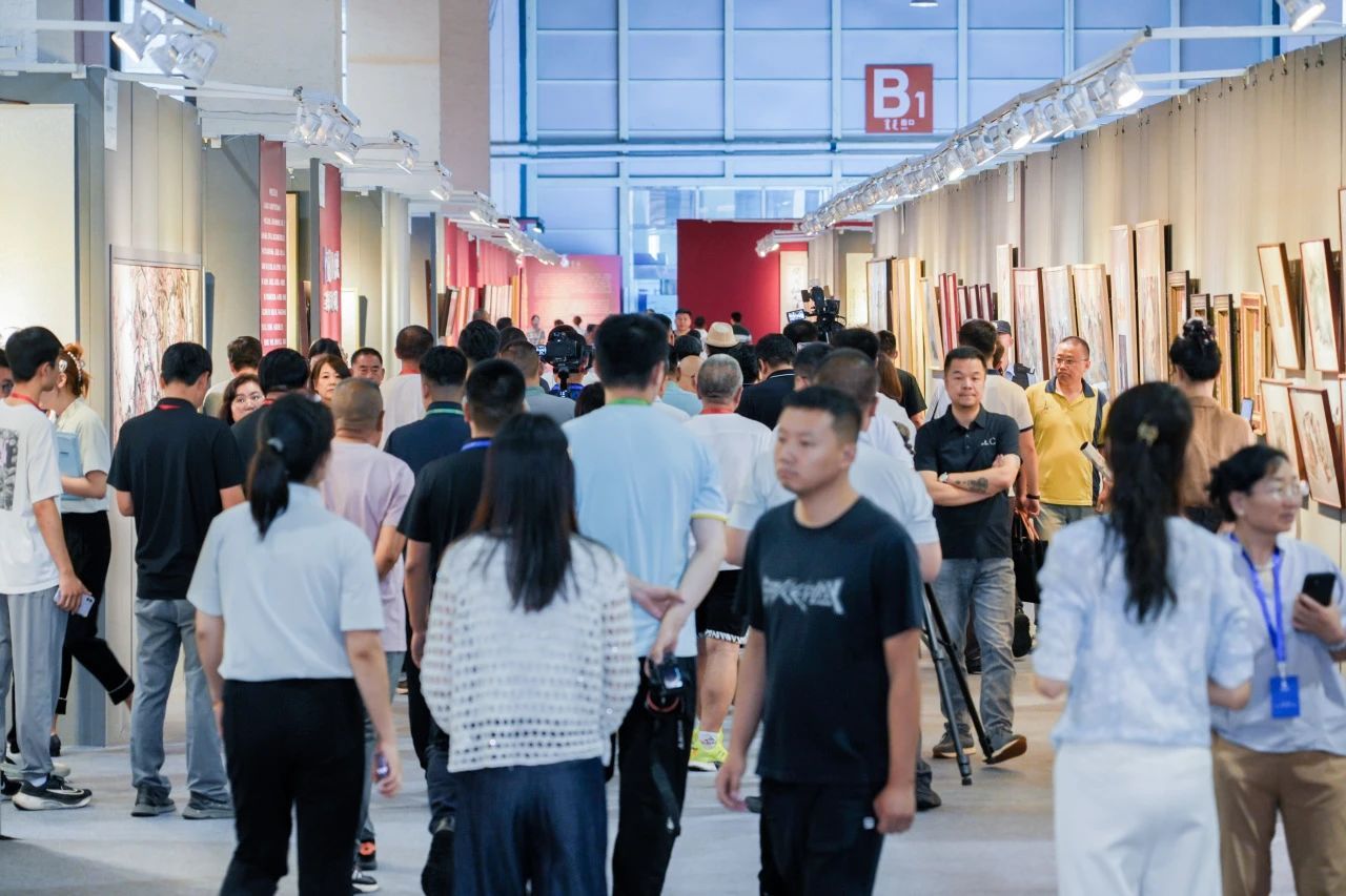 近4000件艺术精品云集，2025包头艺博会隆重启幕